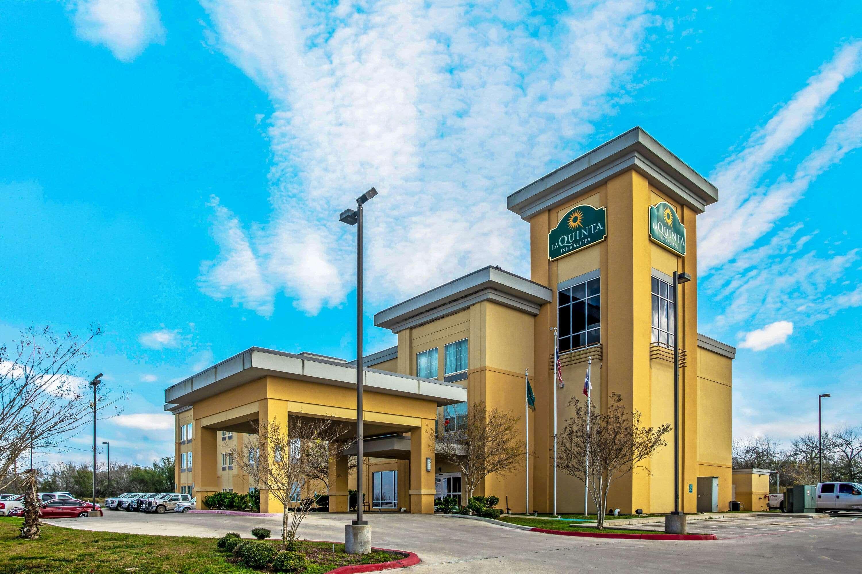 La Quinta By Wyndham Karnes City - Kenedy Exterior photo